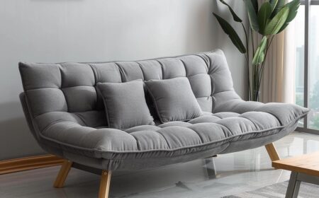 Jak wybrać odpowiednią sofę z funkcją spania dla małego salonu